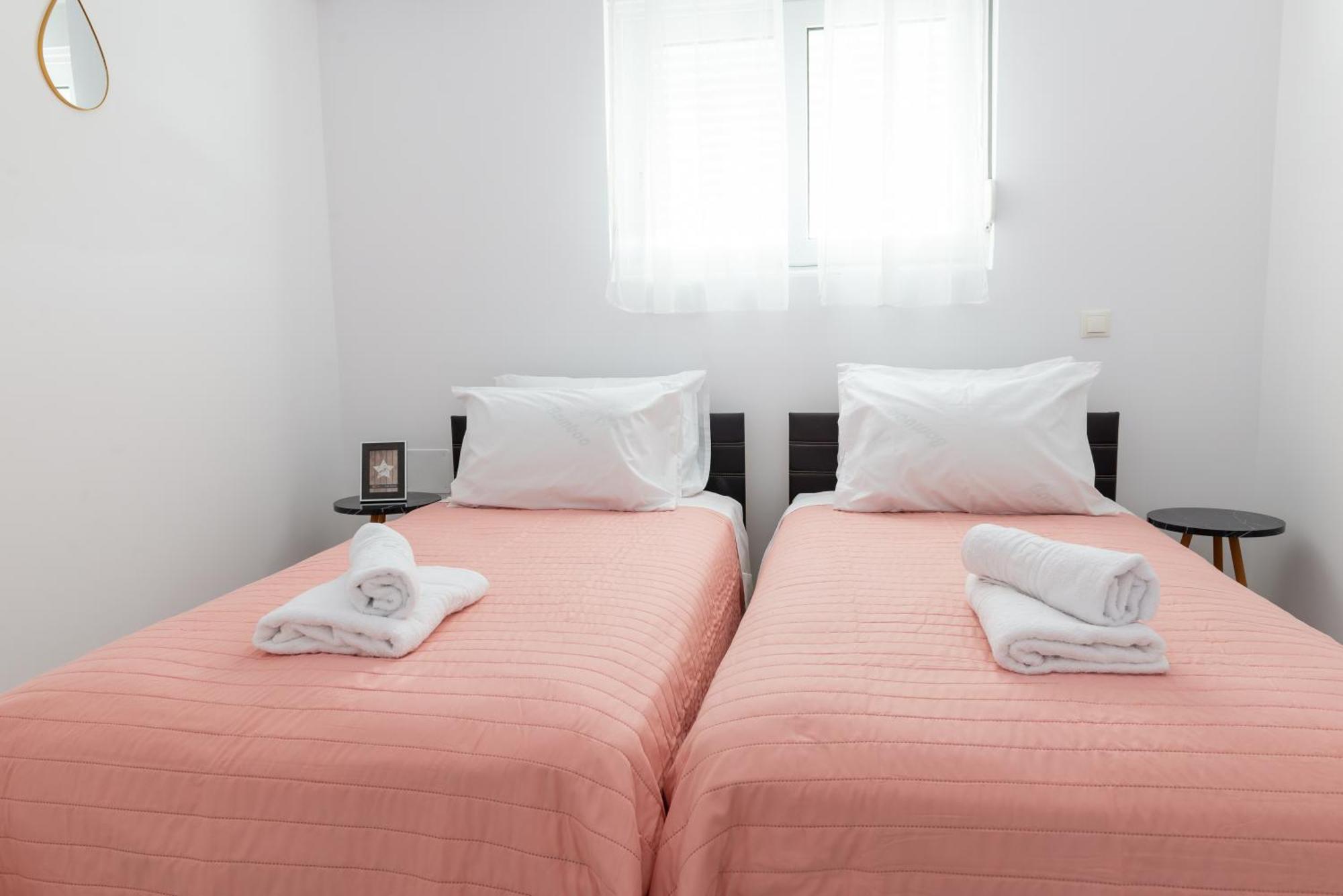 ארכאנגלוס Katerina & Stefanos Family Apartments מראה חיצוני תמונה